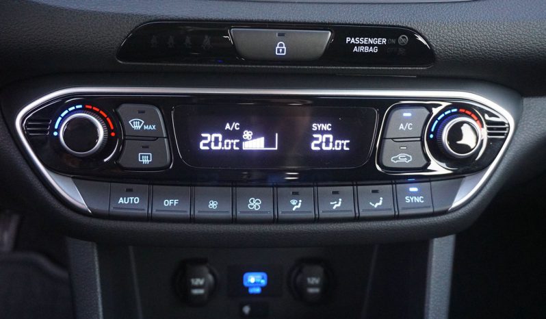 
								1.5 T-GDI 160KM 48V*11000km*automat*z Niemiec* full									