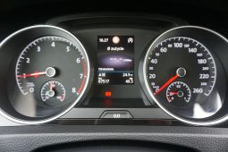 
										VW GOLF VII 1.5 TSI full									