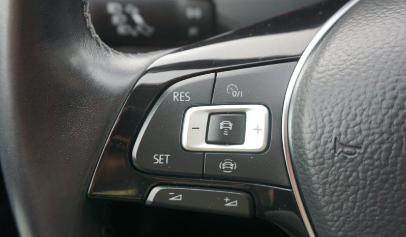 
								VW GOLF VII 1.5 TSI full									