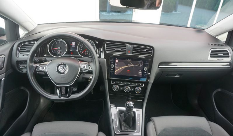 
								VW GOLF VII 1.5 TSI full									
