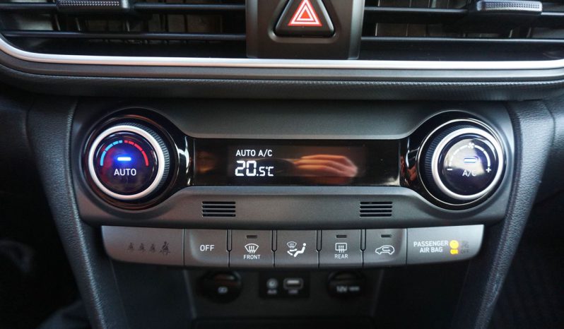
								HYUNDAI KONA full									