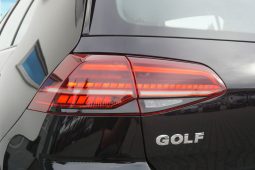
										VW GOLF VII 1.5 TSI full									