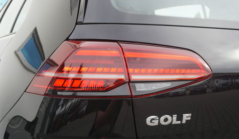 
								VW GOLF VII 1.5 TSI full									