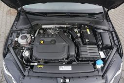 
										VW GOLF VII 1.5 TSI full									