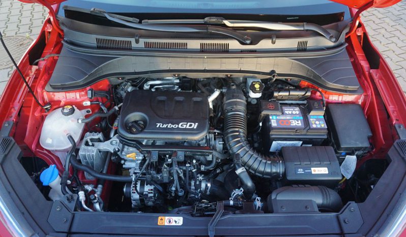 
								HYUNDAI KONA full									