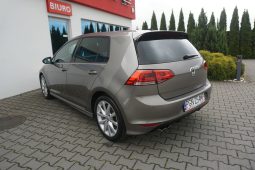 
										VW GOLF VII R LINE 2.0 TDI full									