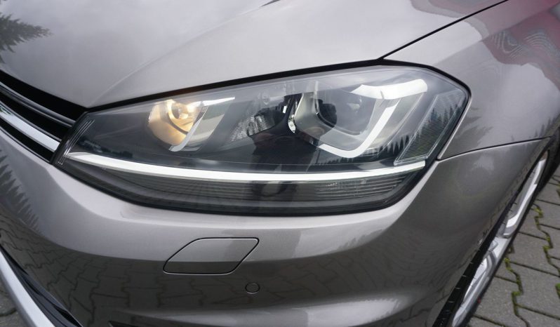 
								VW GOLF VII R LINE 2.0 TDI full									