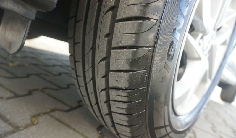 
								108000km*serwis ASO*Kamera*Navi*klimatronic* full									