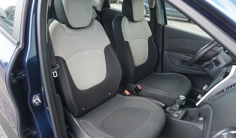 
								RENAULT CAPTUR full									