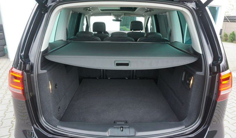 
								VOLKSWAGEN SHARAN full									