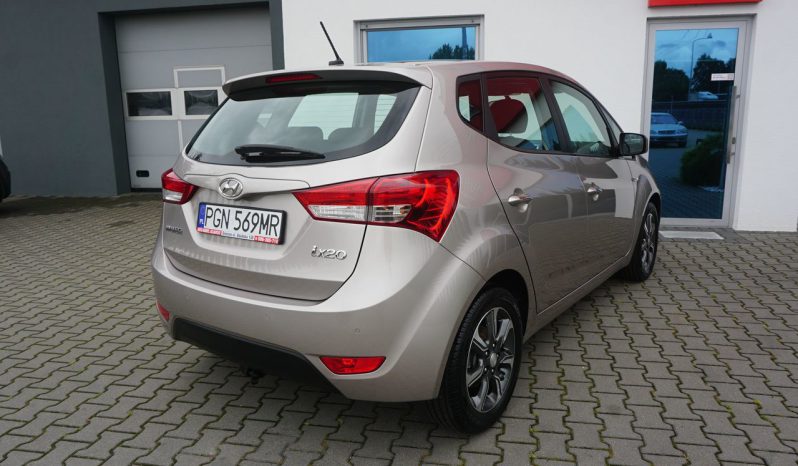 
								HYUNDAI IX20 1.6 GDI full									