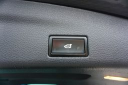 
										VOLKSWAGEN SHARAN full									