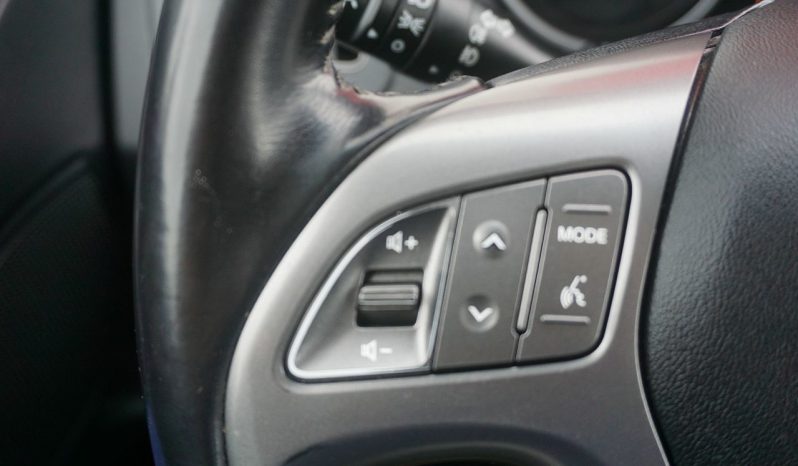 
								HYUNDAI IX35 1.6 GDI full									